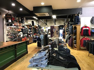 Wilfs Clothing Store