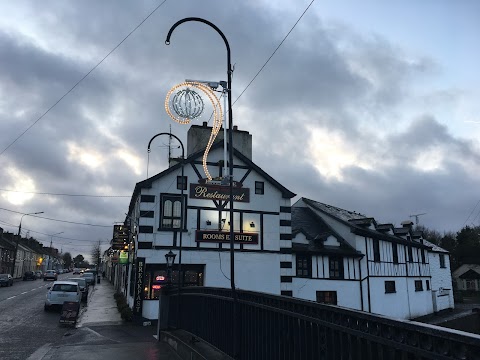 Riverside Restaurant and Guest House Charlestown