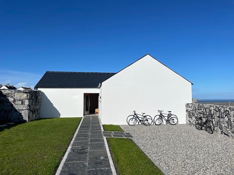 Inis Meáin Island Stays