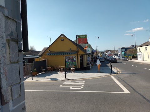 O' Briens Corner shop