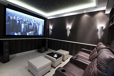 Salon HCX Home Cinema eXperts Projektory Warszawa