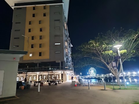 Darwin Waterfront Luxury Suites