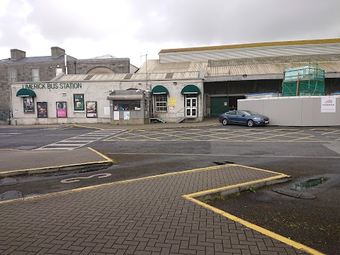 Starbucks Limerick Station