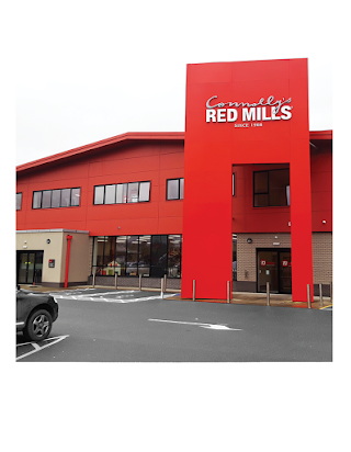 RED MILLS Outdoor Pursuits