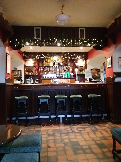 Claughaun Bar