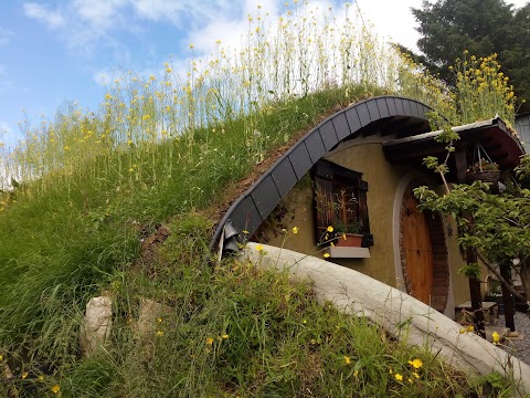 Pink Apple Orchard - Yurt Glamping - irelandglamping.com