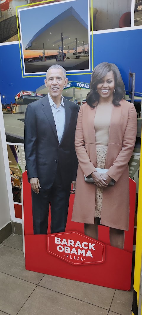 Barack Obama Plaza Hand CAR WASH