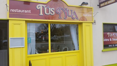 Tus Nua Restaurant