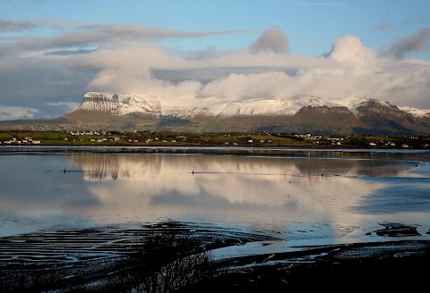 Strandhill Lodge & Suites