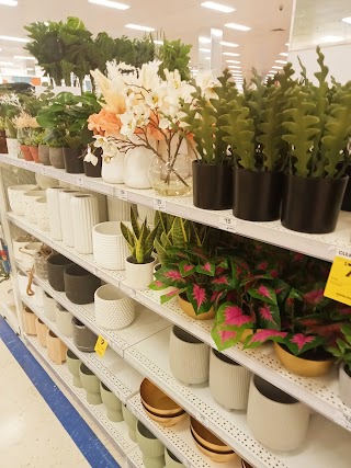 BIG W Watergardens