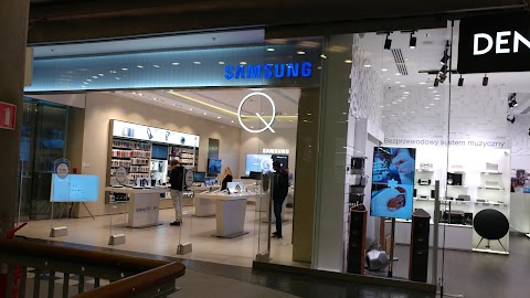 SAMSUNG BRAND STORE