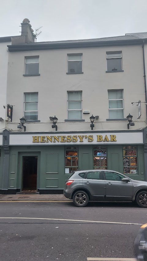 Hennessys Bar