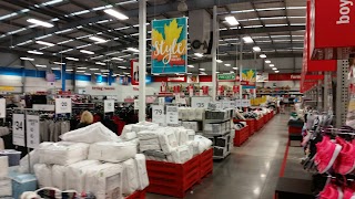 The Warehouse - Auckland Airport