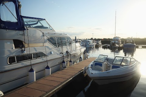 Ballyleague Marina Car Park