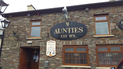 Aunties Bar & Restaurant