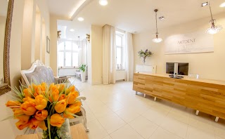 Stomatologia Estetyczna i Mikroskopowa ARTDENT Beauty & Care Dentistry