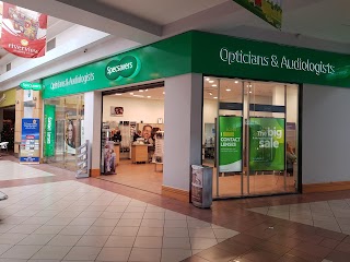 Specsavers Opticians & Audiologists - Bandon