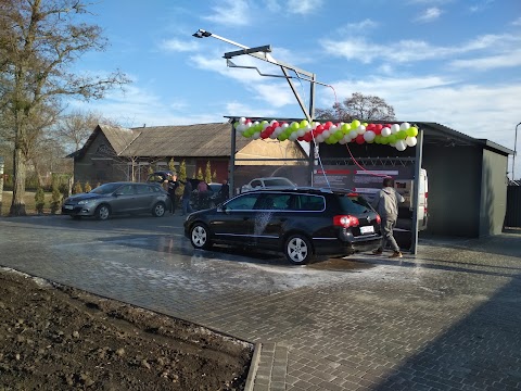 Автомийки Lux Wash