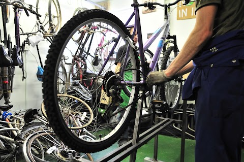 An Mheitheal Rothar: Bike Shop @ University of Galway