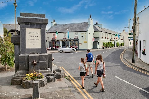 Hylands Burren Hotel