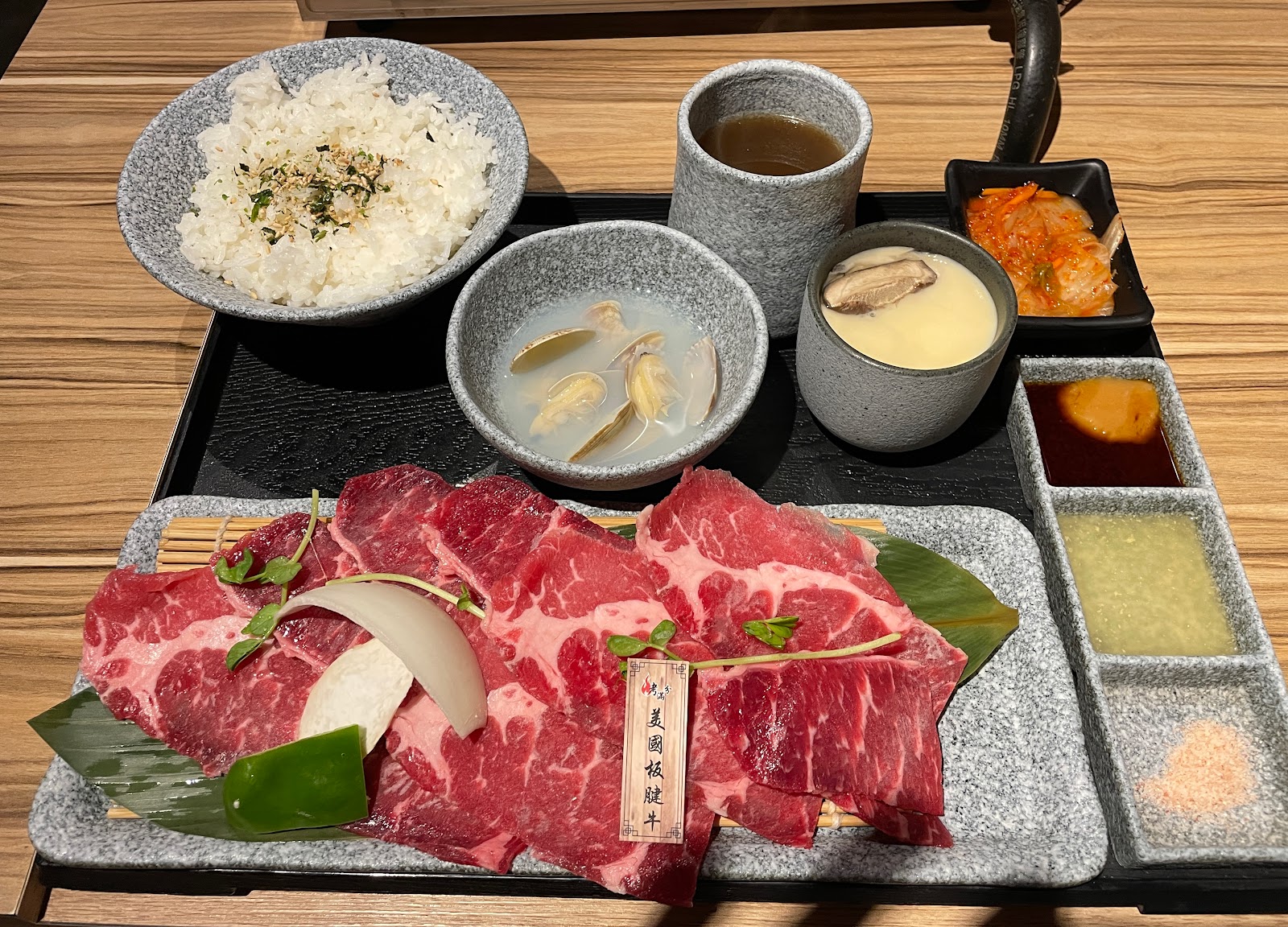 美術系烤滿分燒肉店-中和人氣燒肉|熱門燒肉|必吃燒肉|平價燒肉|必吃美食|在地推薦餐廳