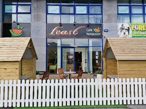 Feast Cafe and Restaurant