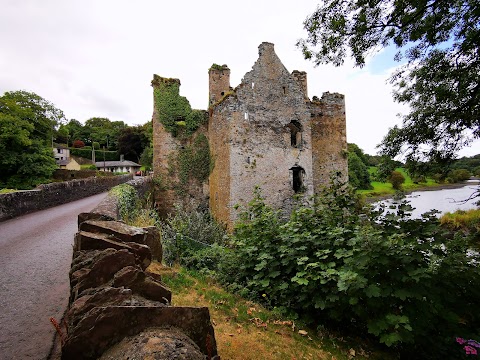 Carrigadrohid Castle