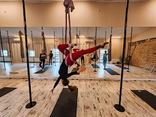 Boska studio Centrum Szkoła tańca Pole Dance