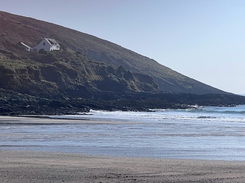 Parking - Red Strand Beach