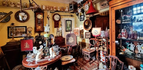 Castle Antiques