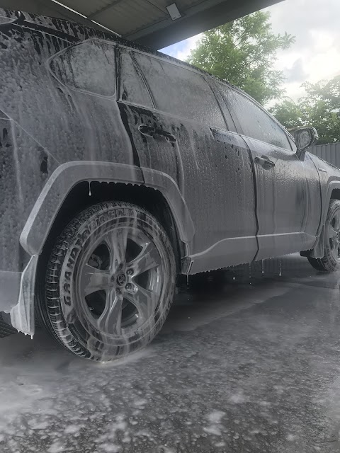 LuxWash Автомийка