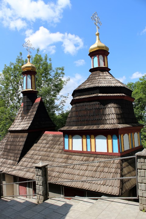 Хрещатицький Свято-Іванівський монастир Російської православної церкви в Україні