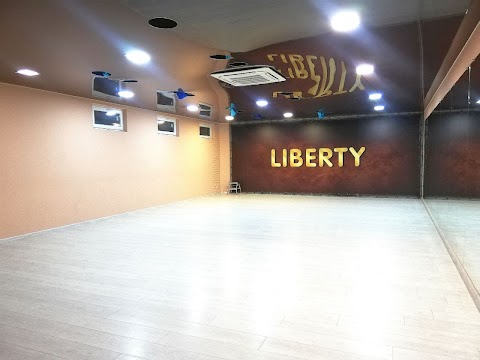 Фитнес студия LIBERTY