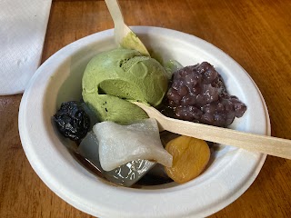 Hayabusa of Kuranda Japanese Lunch/Sweets & Kimono shop