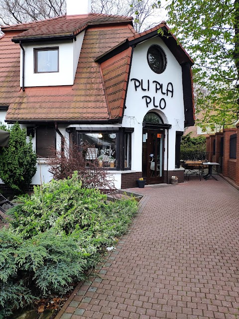 Pli Pla Plo cafe & bistro