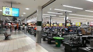 Woolworths Melton