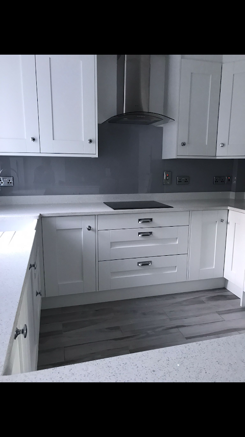 Tomas Kelly Fitted Furniture Kitchens & Carpentry service's