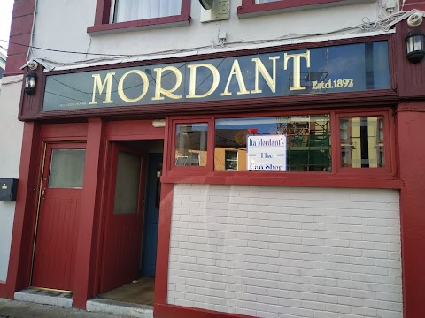 Mordant Bar “The Can Shop”