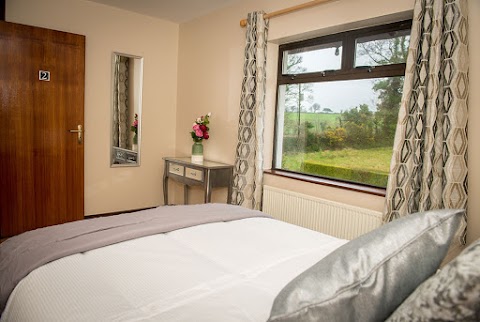 The Village Inn B&B Accommodation Killarney