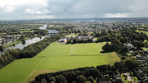 St Munchin's College