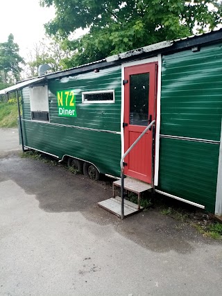 N72 Diner Green Cabin