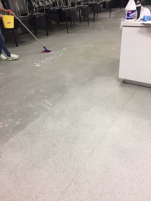 Fresh Desk Commercial Cleaning