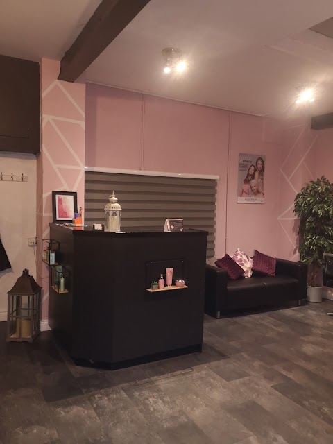 Magenta Hair Studio