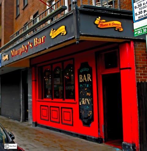 Murphy's Bar