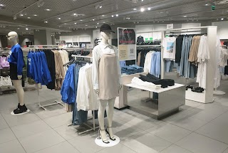 H&M