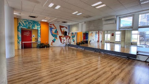 Sabrosa Dance Studio