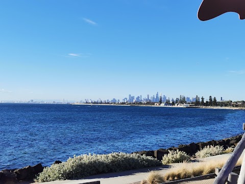 North Road Foreshore Reserve Playground