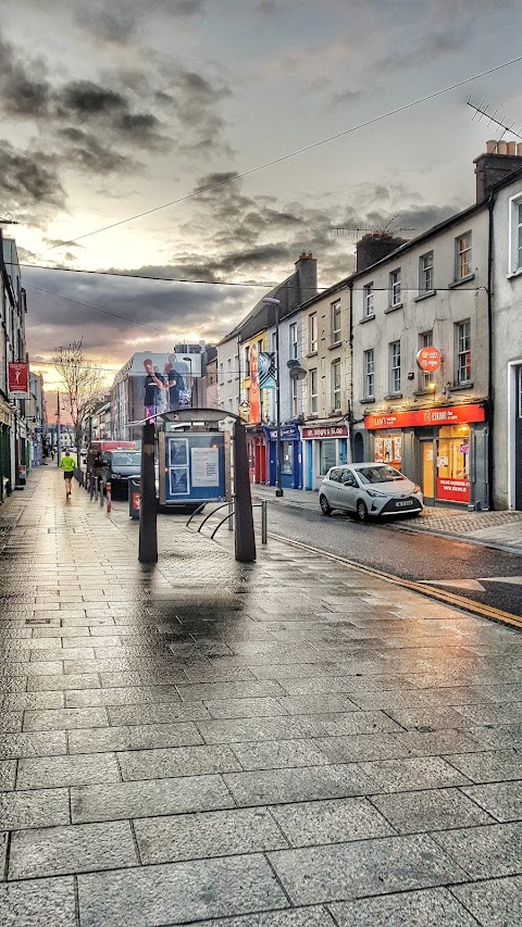 Lam's & Eskimo Pizza Waterford