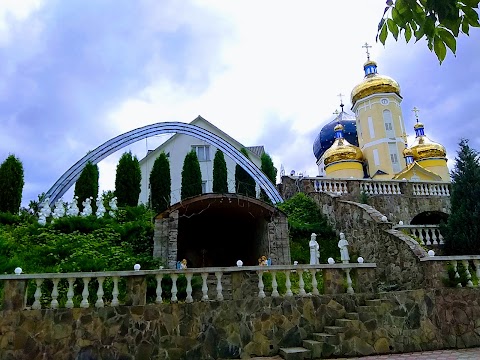 Православная Церковь Хустской епархии Межгорье