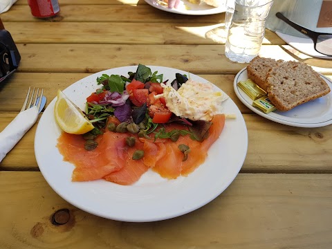 Lough Derg House & The Lake Cafe